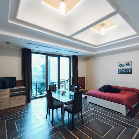 Verso Oriente Bed & Breakfast *