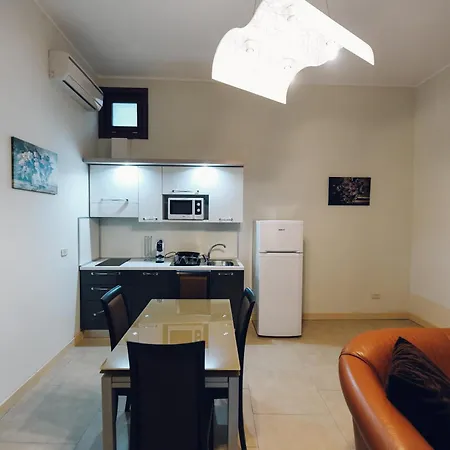 Verso Oriente Bed & Breakfast *
