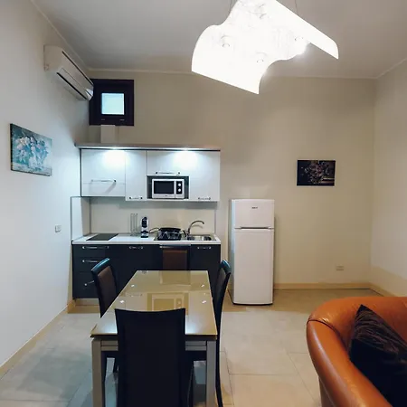 Verso Oriente Bed & Breakfast 4*