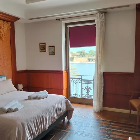 Verso Oriente Bed & Breakfast *